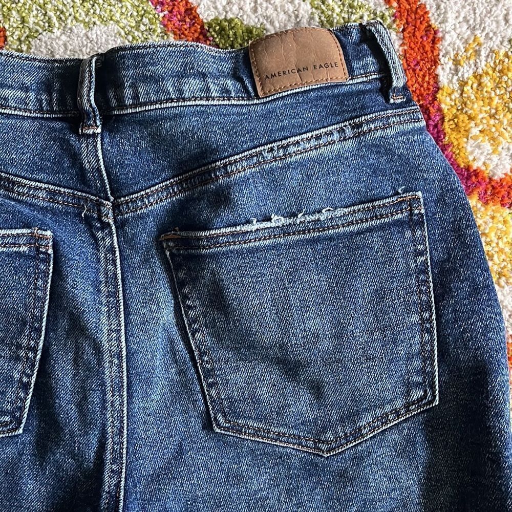 EXCELLENT DISTRESSED CONDITION WOMEN’S SIZE 6 STRETCH MOM SHORTS - Picture 8 of 10
